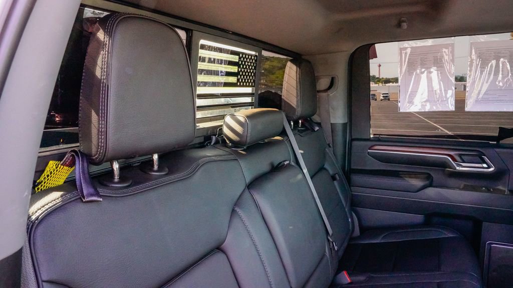 Used 2024 GMC Sierra 3500 Denali w/ Denali Reserve Package image 15