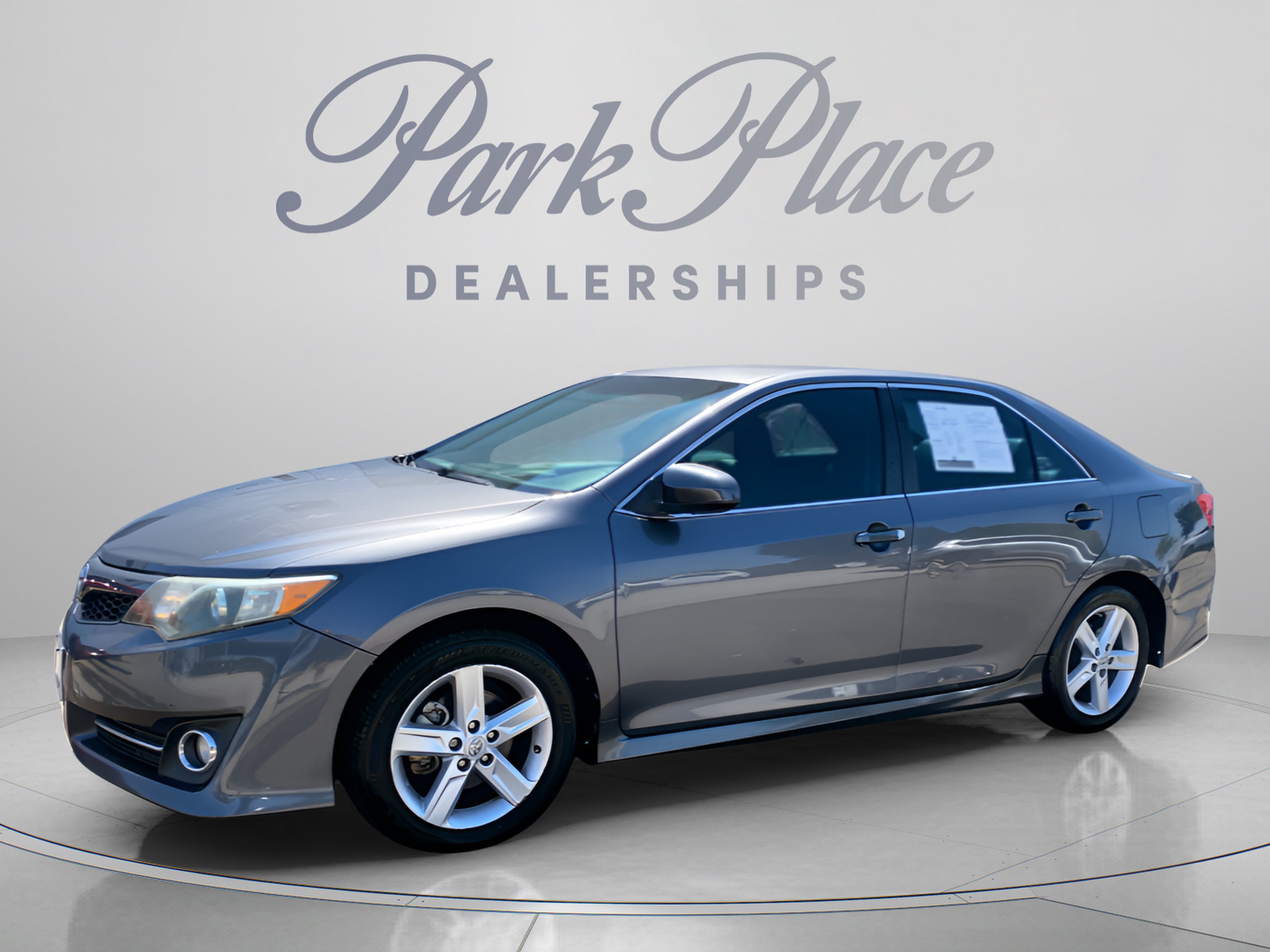 Used 2013 Toyota Camry SE