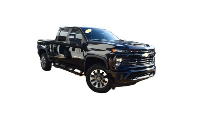 Used 2025 Chevrolet Silverado 2500 Custom AWD/4WD image 2