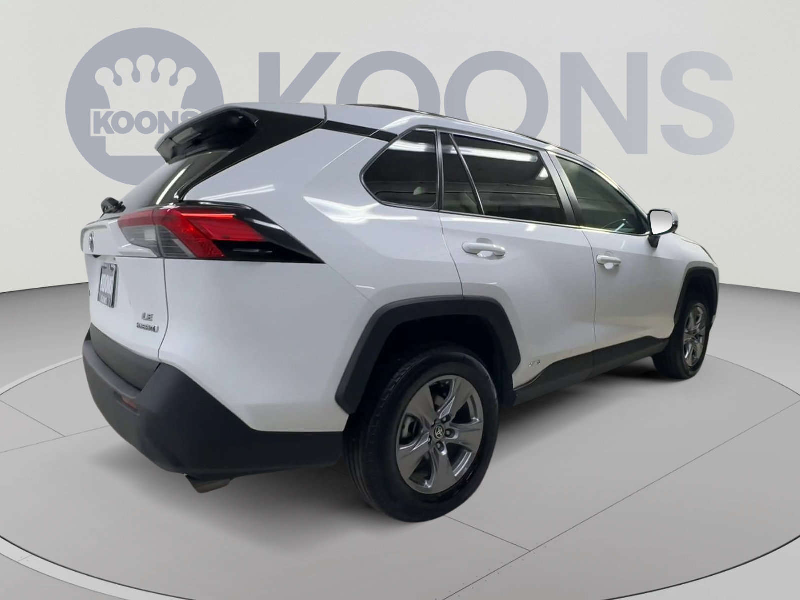 Used 2024 Toyota RAV4 LE AWD/4WD image 11