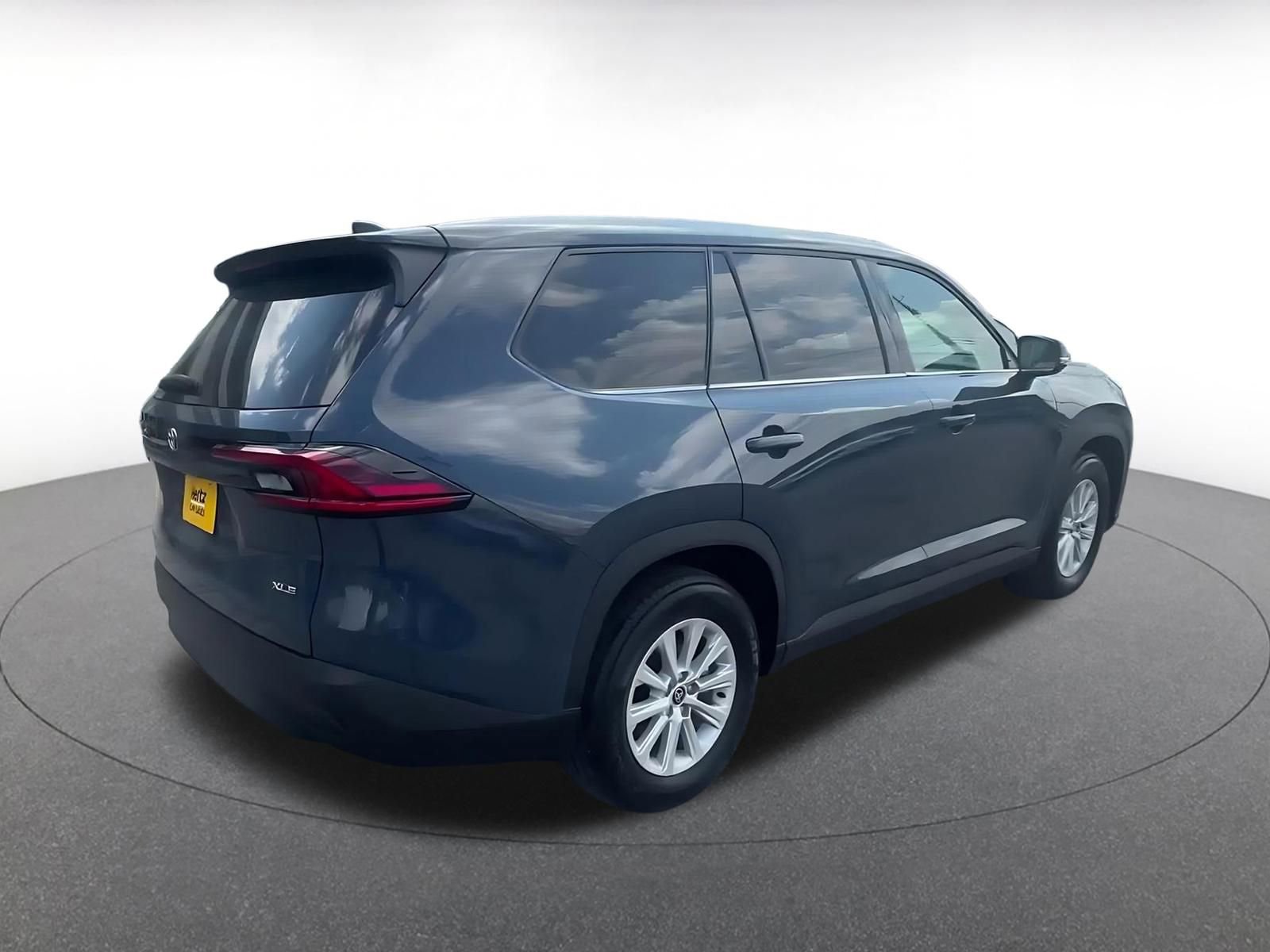 Used 2025 Toyota Grand Highlander FWD image 15