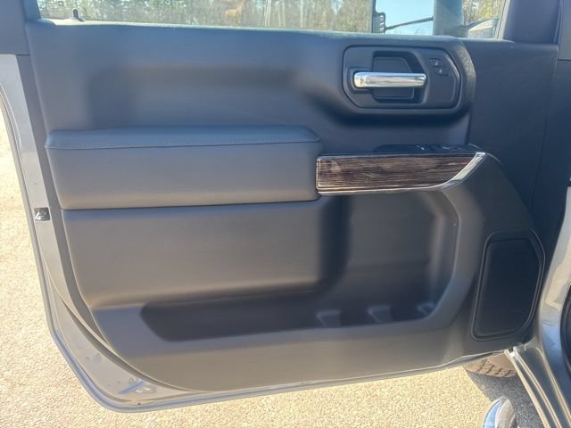 Used 2026 GMC Sierra 2500 SLE AWD/4WD image 9