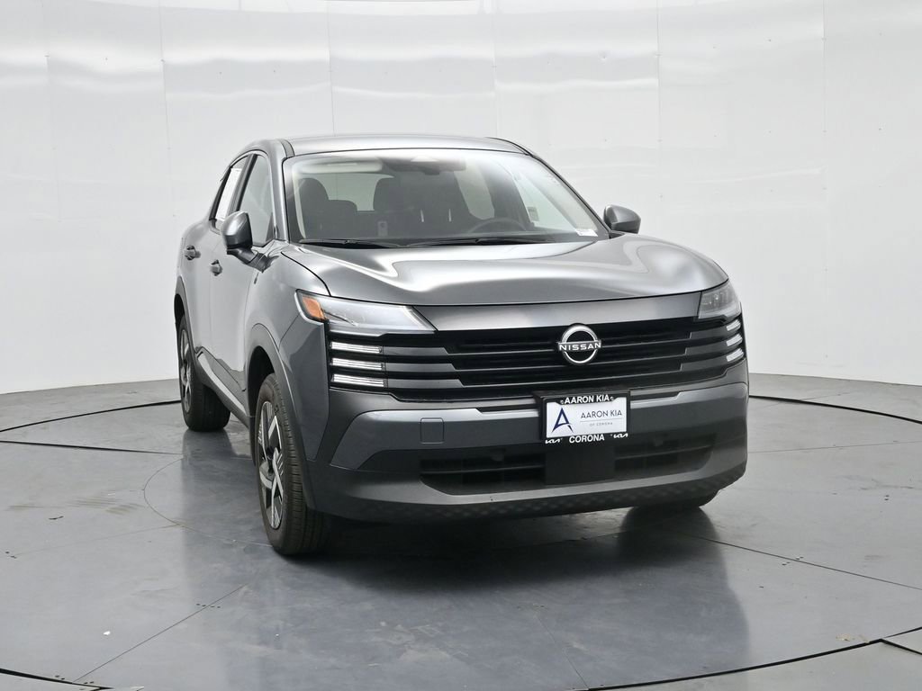 Used 2025 Nissan Kicks SV image 24