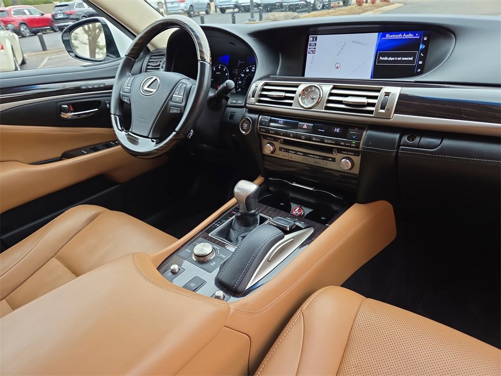 Used 2017 Lexus LS 460 image 19