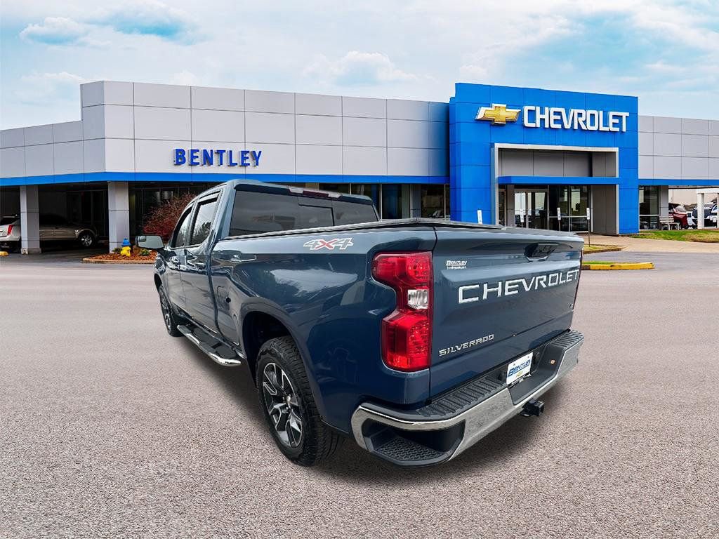 Used 2024 Chevrolet Silverado 1500 LT w/ All Star Edition Plus image 3