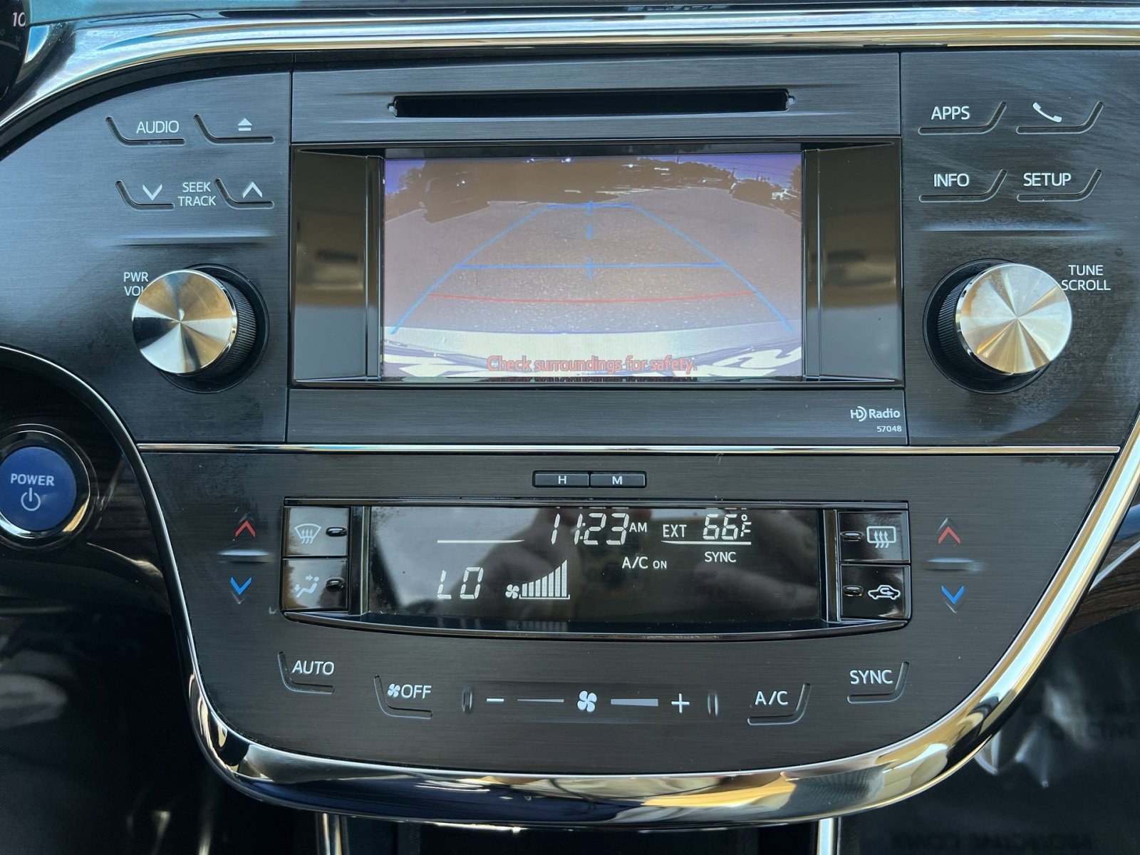 Used 2014 Toyota Avalon XLE Touring FWD image 19