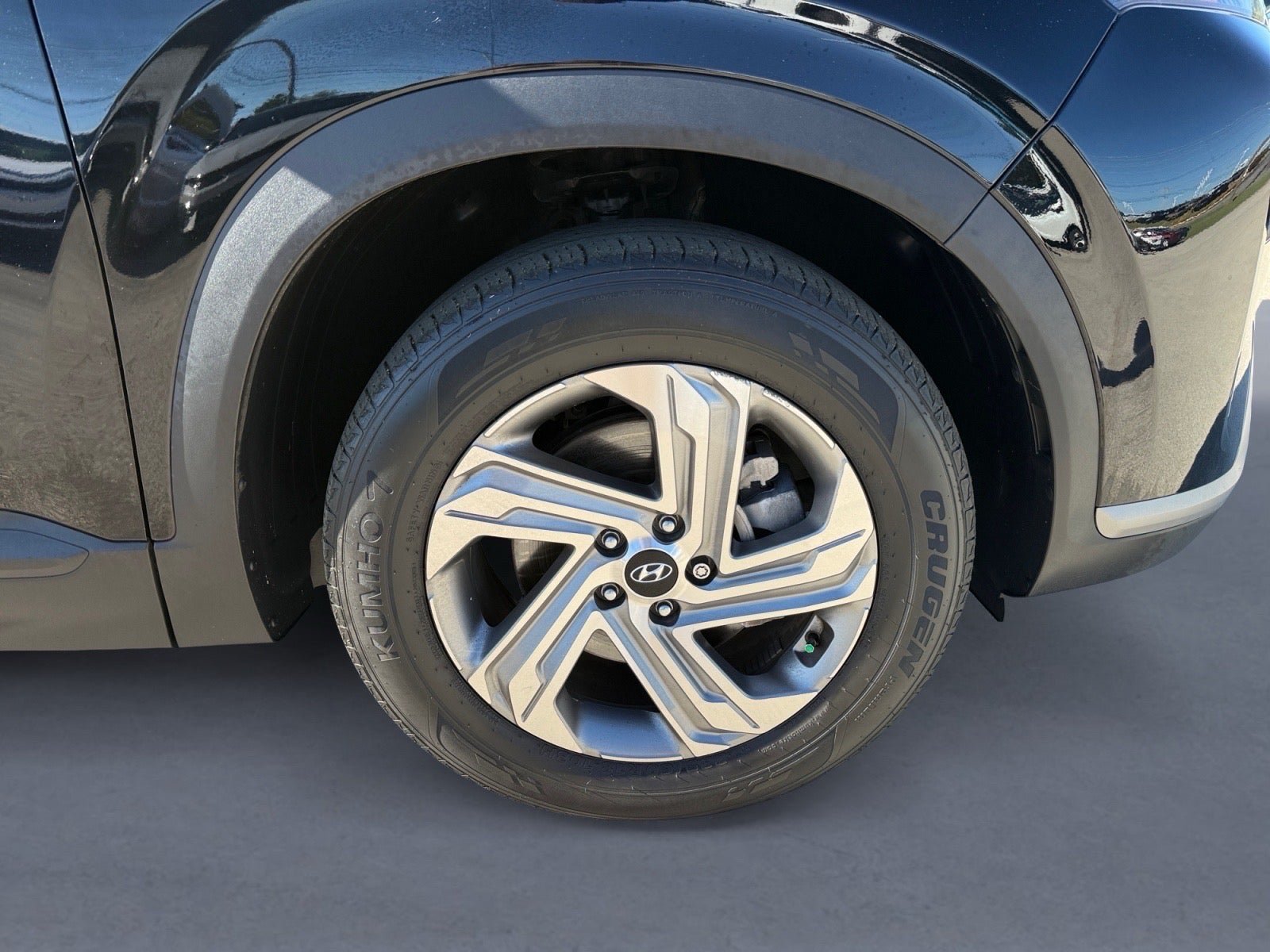 Used 2023 Hyundai Santa Fe SE FWD image 9