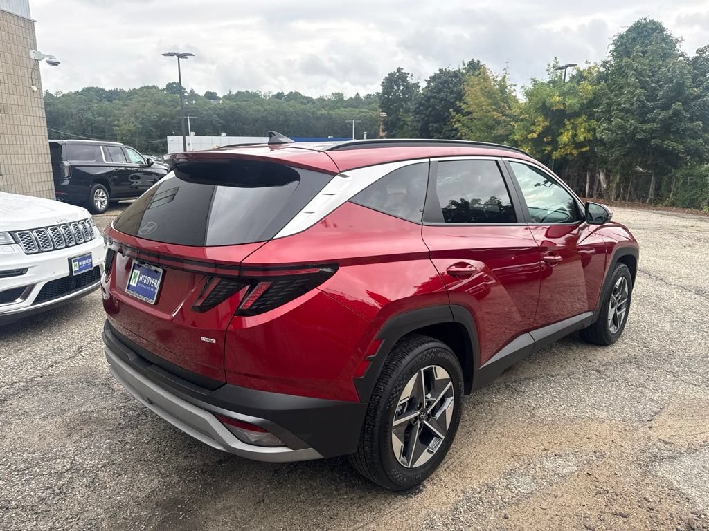 Certified 2025 Hyundai Tucson SEL AWD/4WD image 7