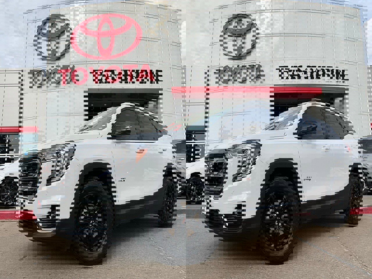 Used 2023 GMC Terrain AT4 w/ Infotainment Package II image 2