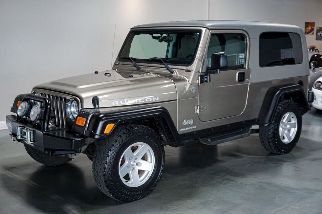 Used 2006 Jeep Wrangler Unlimited Rubicon w/ Security Group AWD/4WD image 3