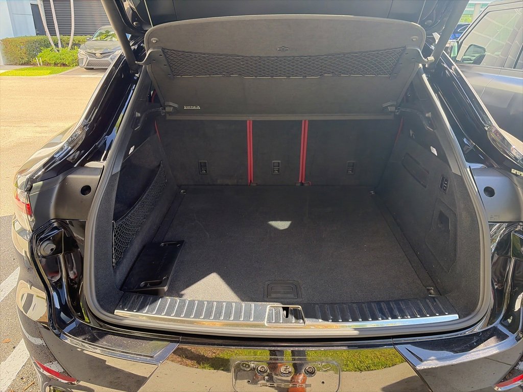 Used 2020 Porsche Cayenne Turbo image 19