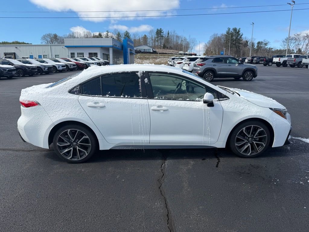 Used 2022 Toyota Corolla SE image 8