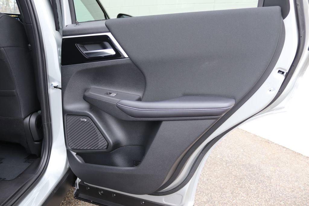 New 2026 Mitsubishi Outlander ES image 25
