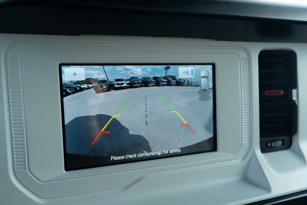 Used 2023 Ford Bronco Heritage Edition image 26