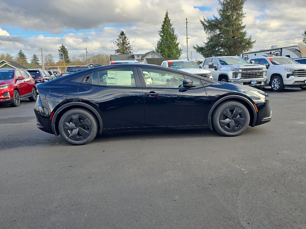 New 2026 Toyota Prius Plug-In Hybrid image 7