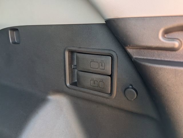 Used 2020 GMC Terrain SLE w/ Driver Convenience Package image 30