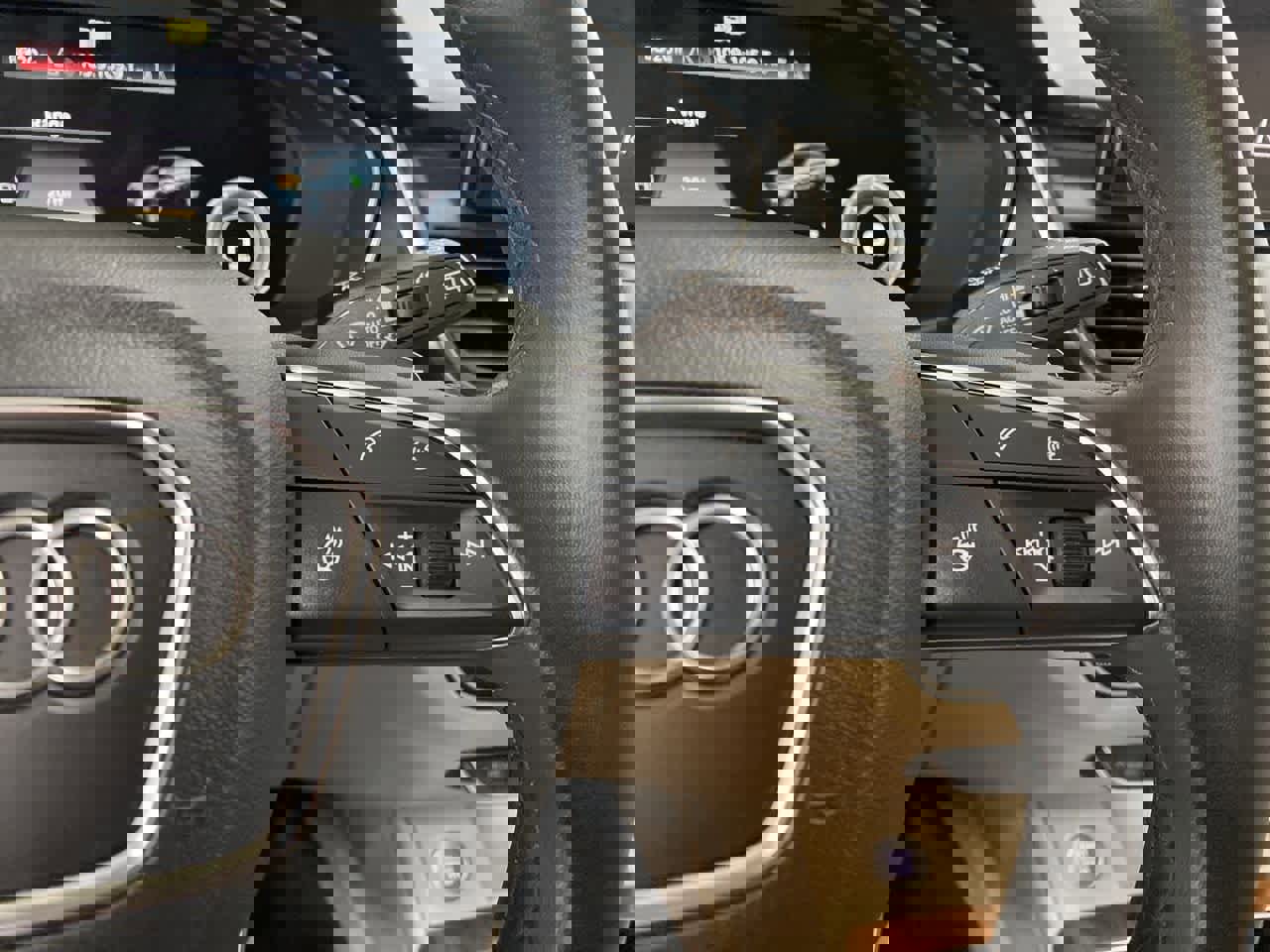 Used 2022 Audi Q5 e Prestige image 22