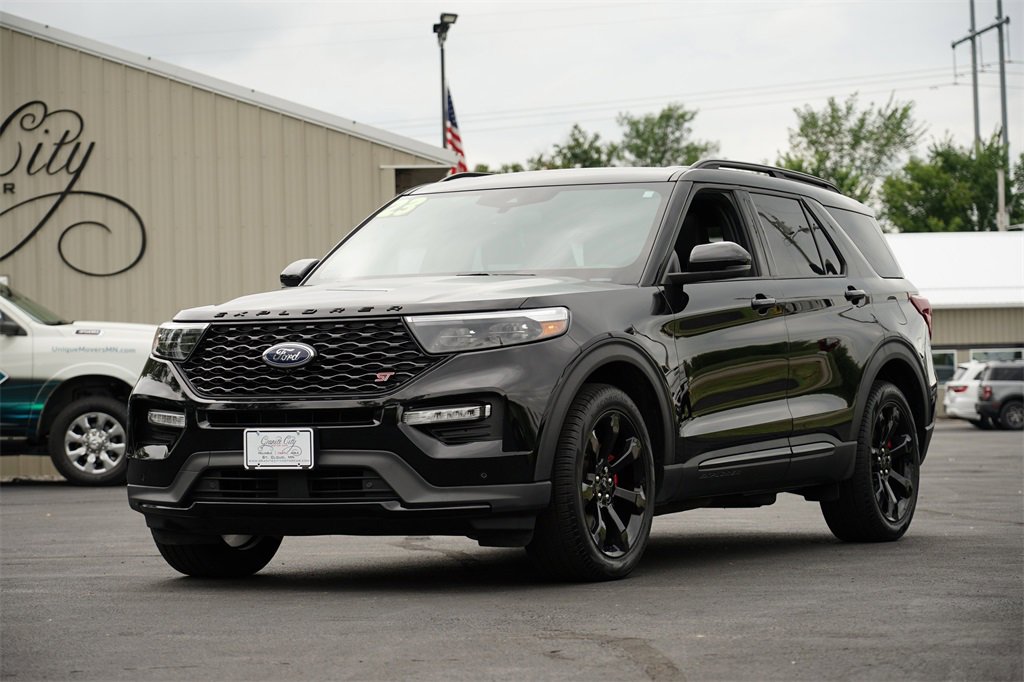 Used 2023 Ford Explorer ST w/ Technology Package image 7