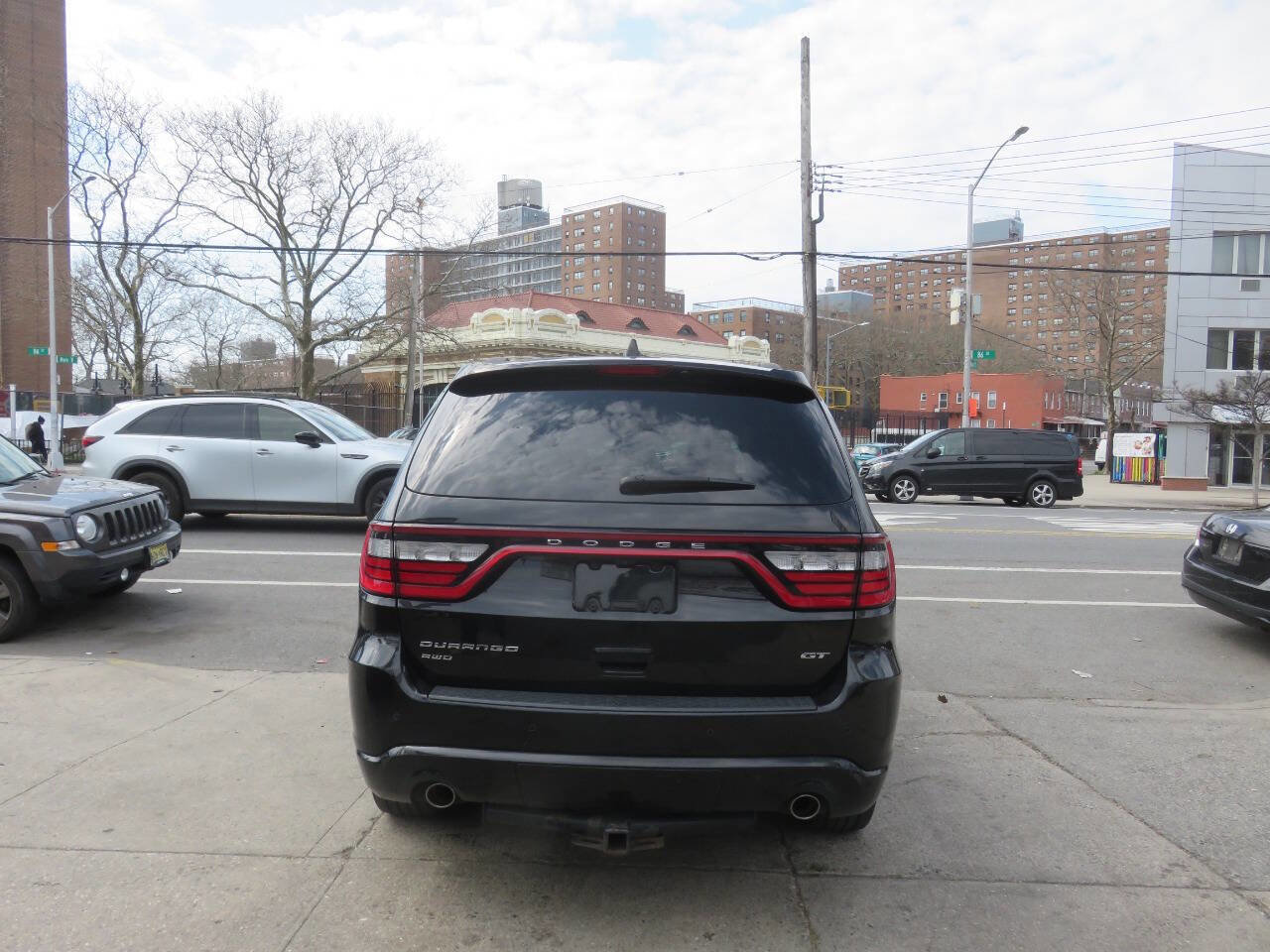 Used 2017 Dodge Durango GT w/ Premium Group AWD/4WD image 8