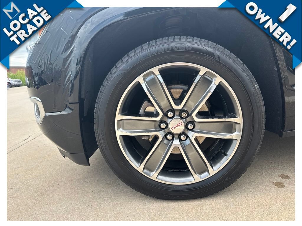 Used 2018 GMC Acadia Denali w/ Technology Package AWD/4WD image 11
