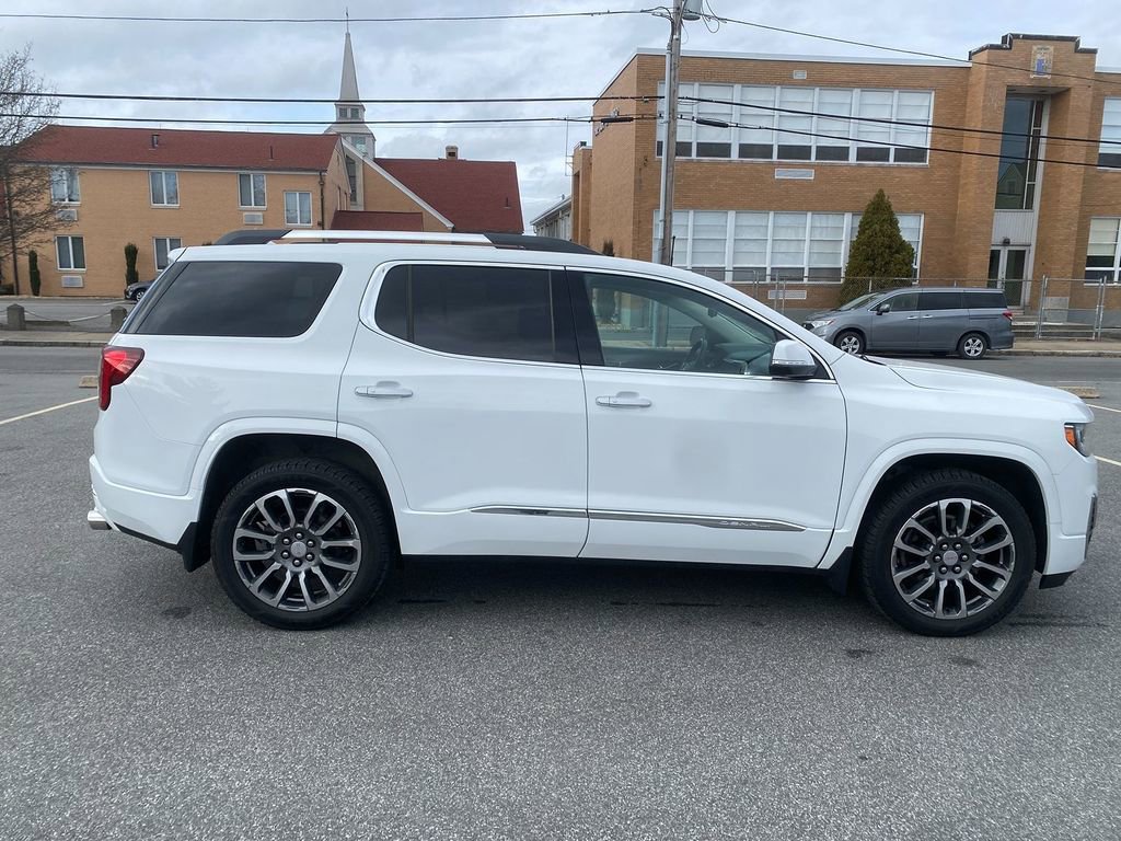 Used 2021 GMC Acadia Denali w/ Denali Ultimate Package image 4