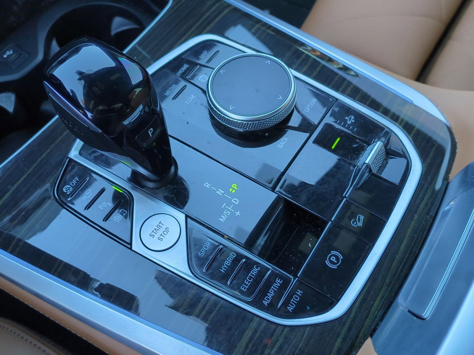 Used 2023 BMW X5 xDrive45e w/ M Sport Package image 26