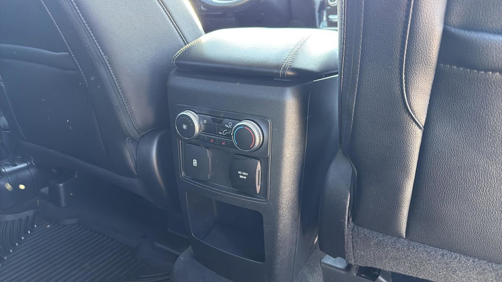 Used 2021 Ford Explorer Limited w/ Hybrid Equipment Group 310A image 27