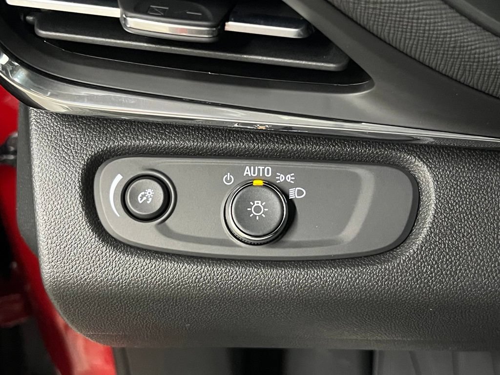 New 2026 Buick Envista Sport Touring w/ Convenience I Package FWD image 12