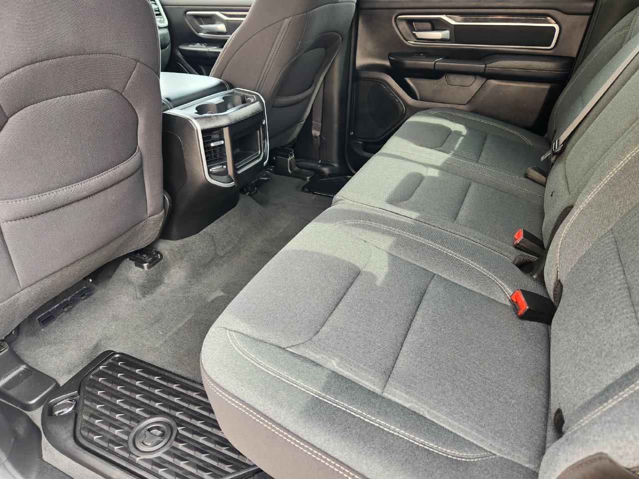 Used 2023 RAM 1500 Big Horn AWD/4WD image 29