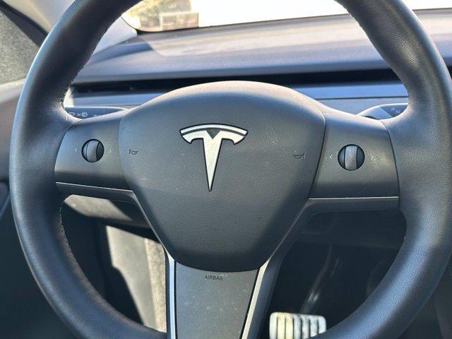 Used 2022 Tesla Model Y Performance AWD/4WD image 14
