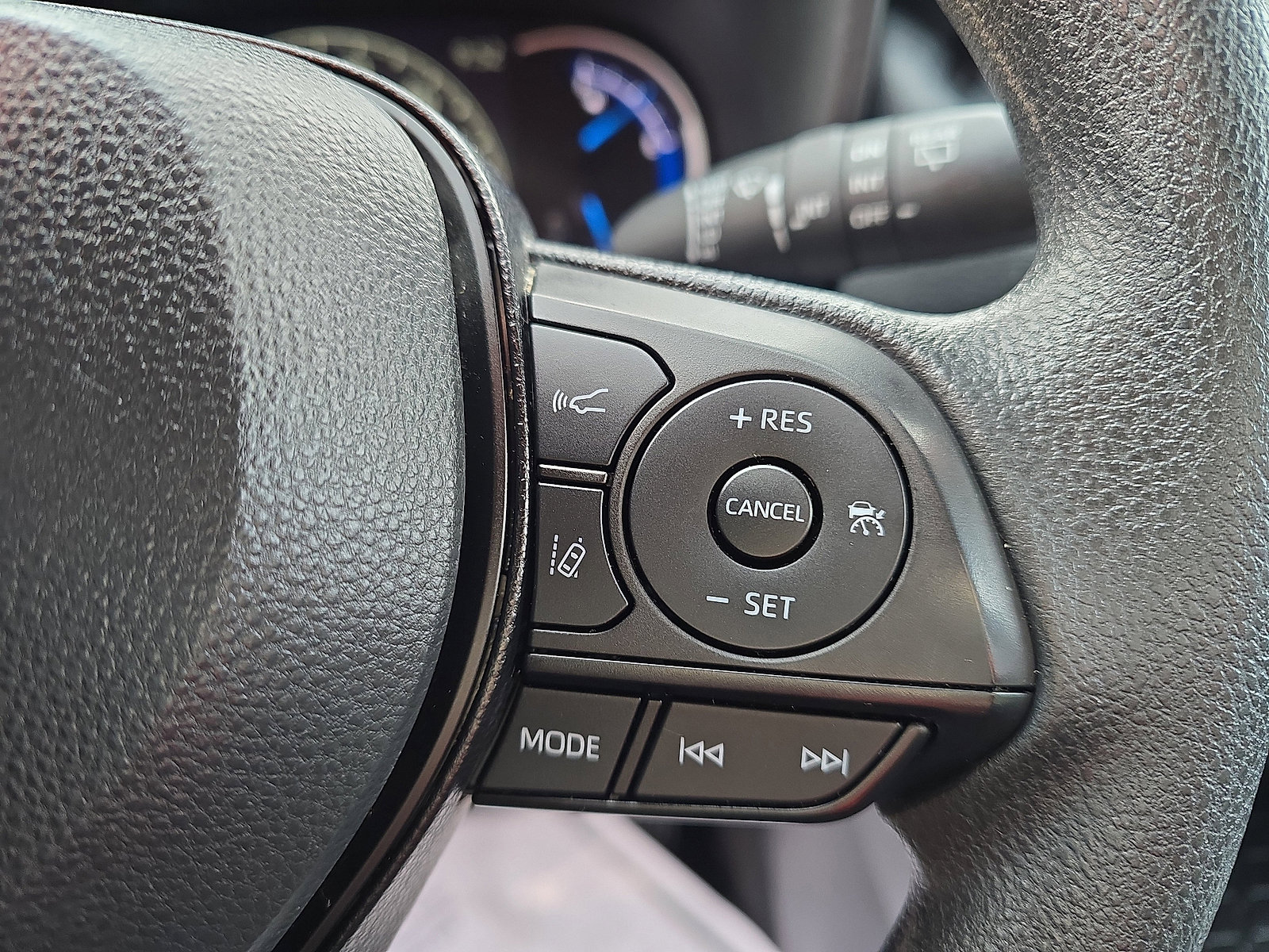 Used 2024 Toyota RAV4 AWD Hybrid image 18