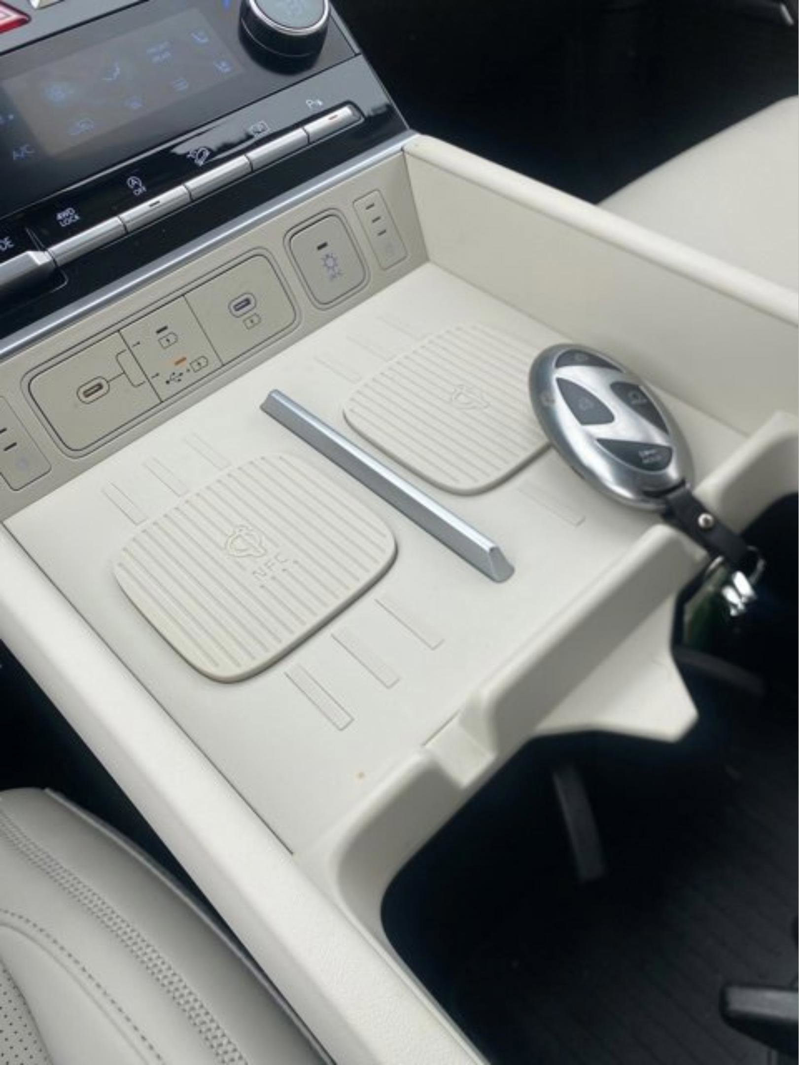 Certified 2025 Hyundai Santa Fe Calligraphy image 24