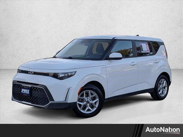 Used 2024 Kia Soul LX w/ Option Group 015