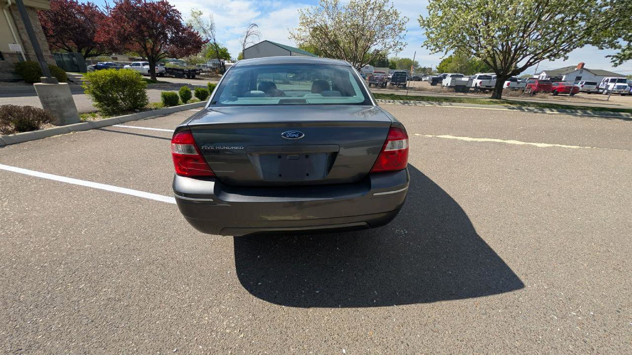 Used 2005 Ford Five Hundred SE image 4