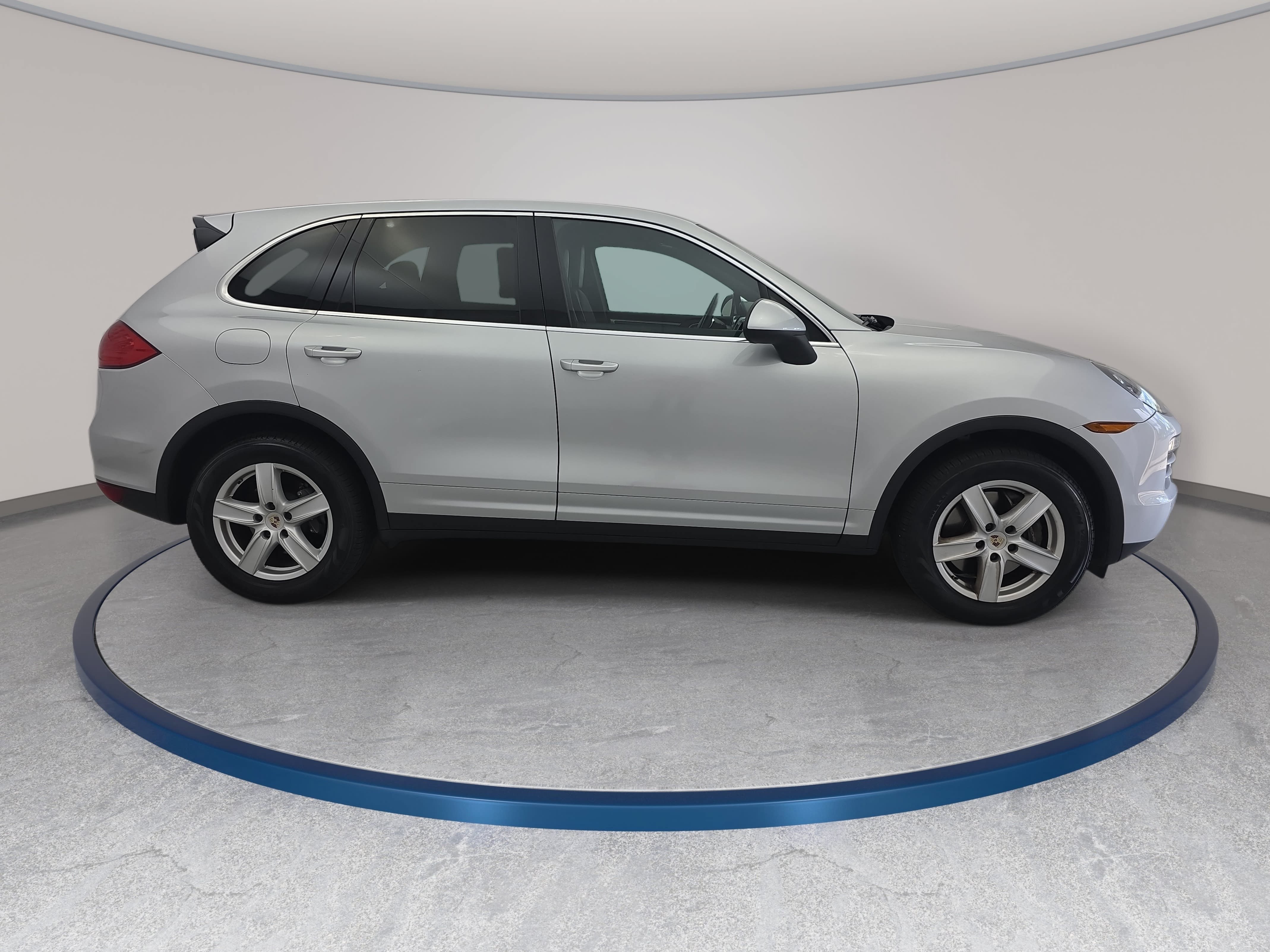 Used 2012 Porsche Cayenne AWD/4WD image 4