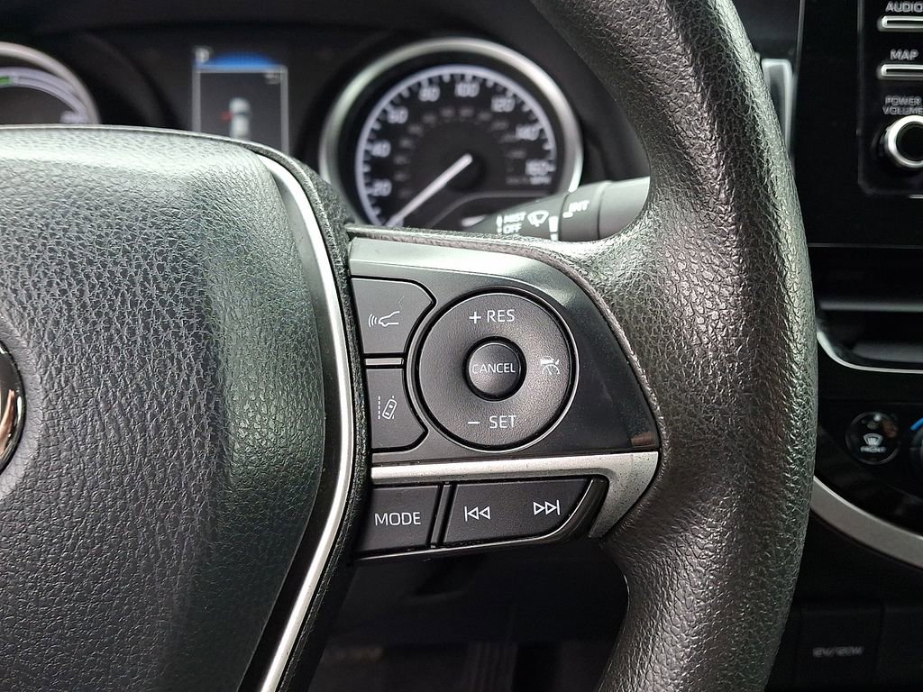 Used 2022 Toyota Camry LE image 21