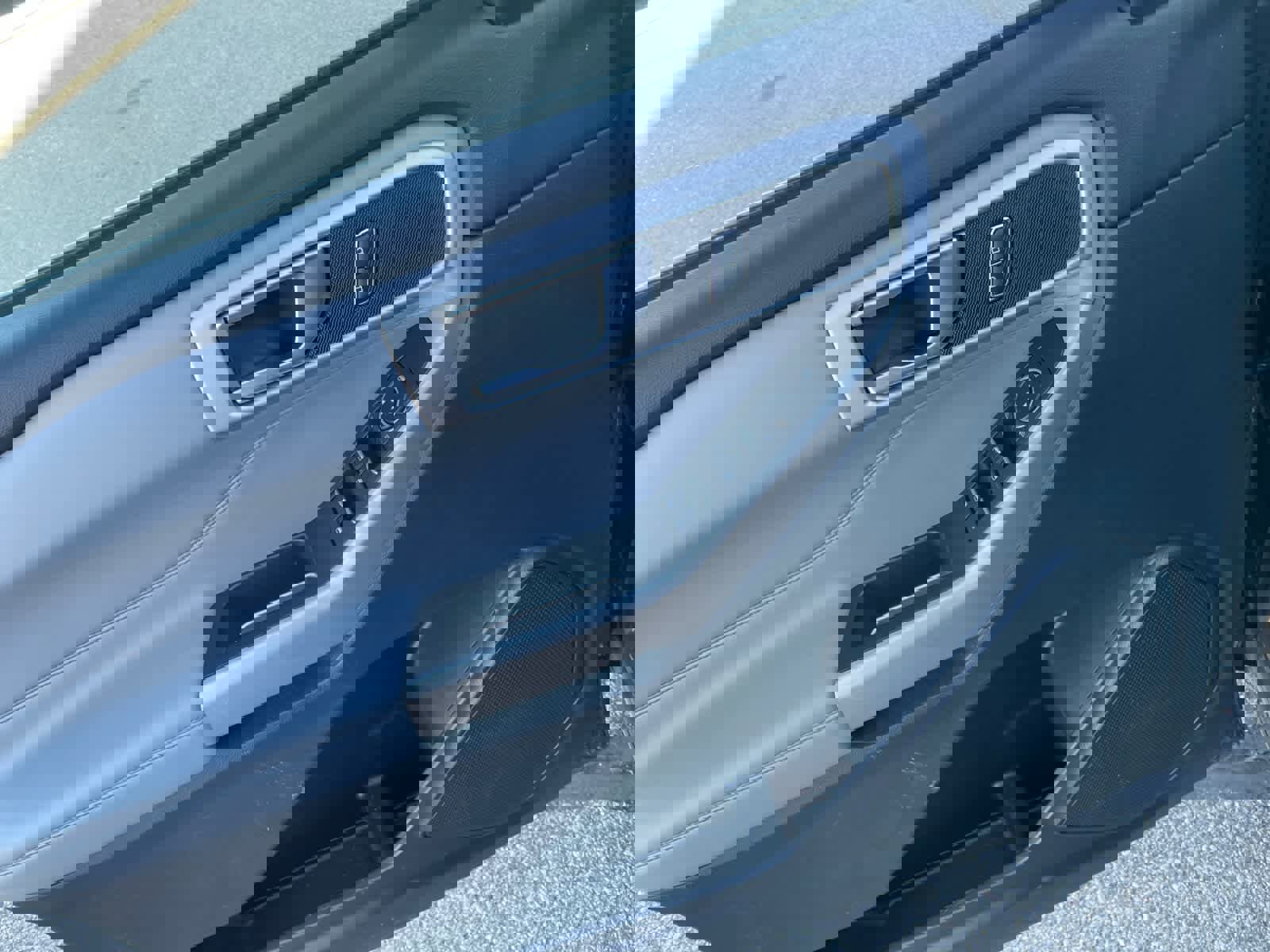 Certified 2023 Ford Explorer XLT w/ Equipment Group 202A image 10