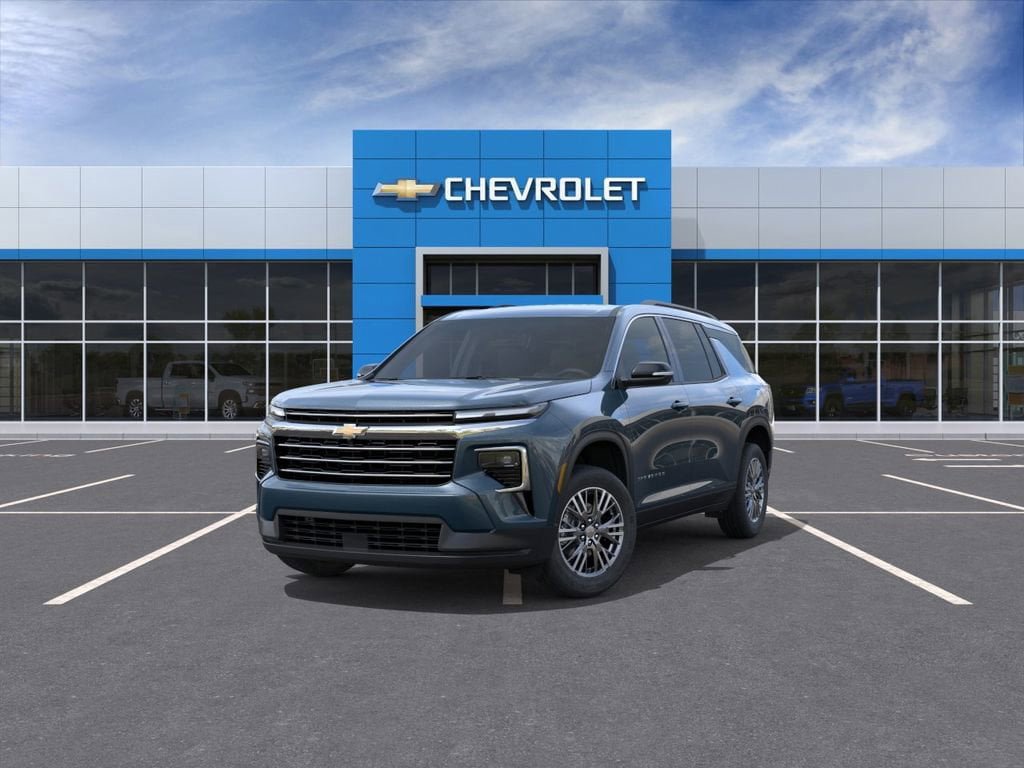 New 2026 Chevrolet Traverse LT w/ Driver Confidence Package AWD/4WD image 9