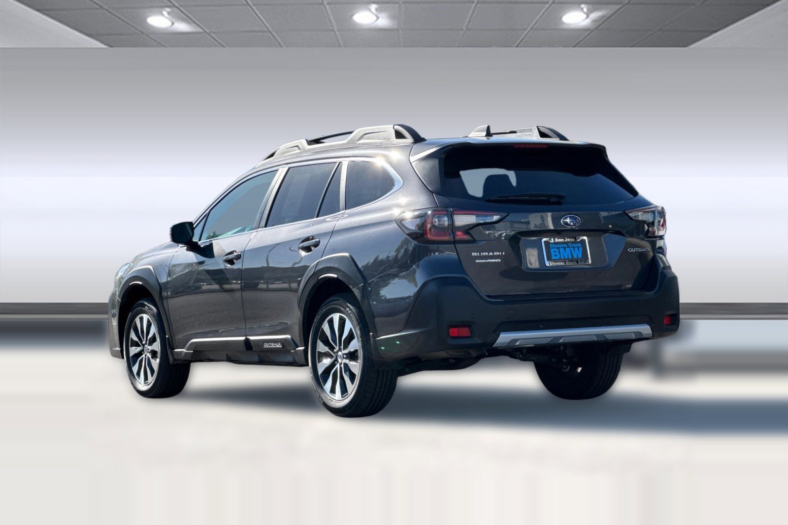 Used 2024 Subaru Outback Limited AWD/4WD image 3