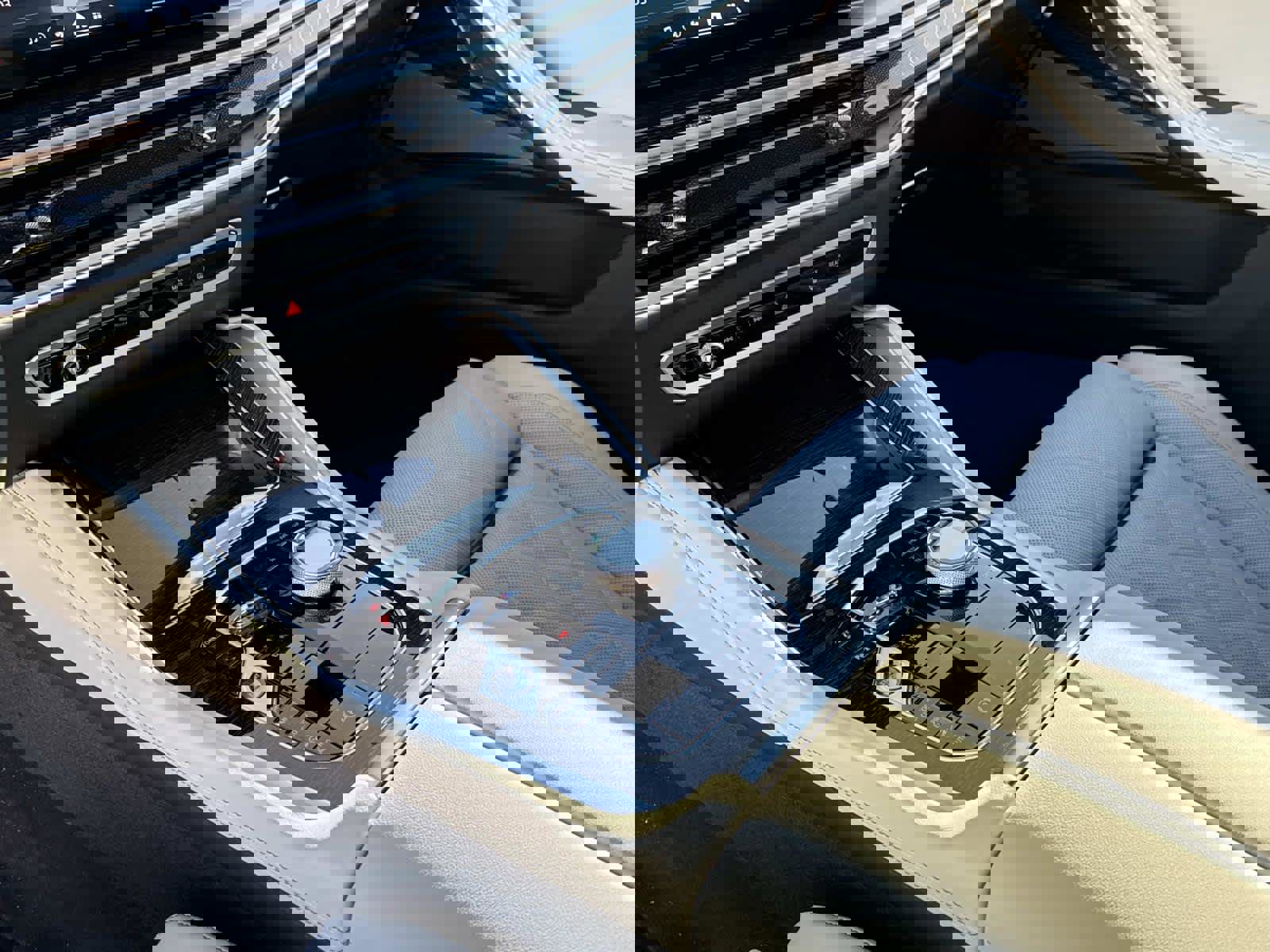 New 2026 BMW X6 xDrive40i w/ Executive Package image 21