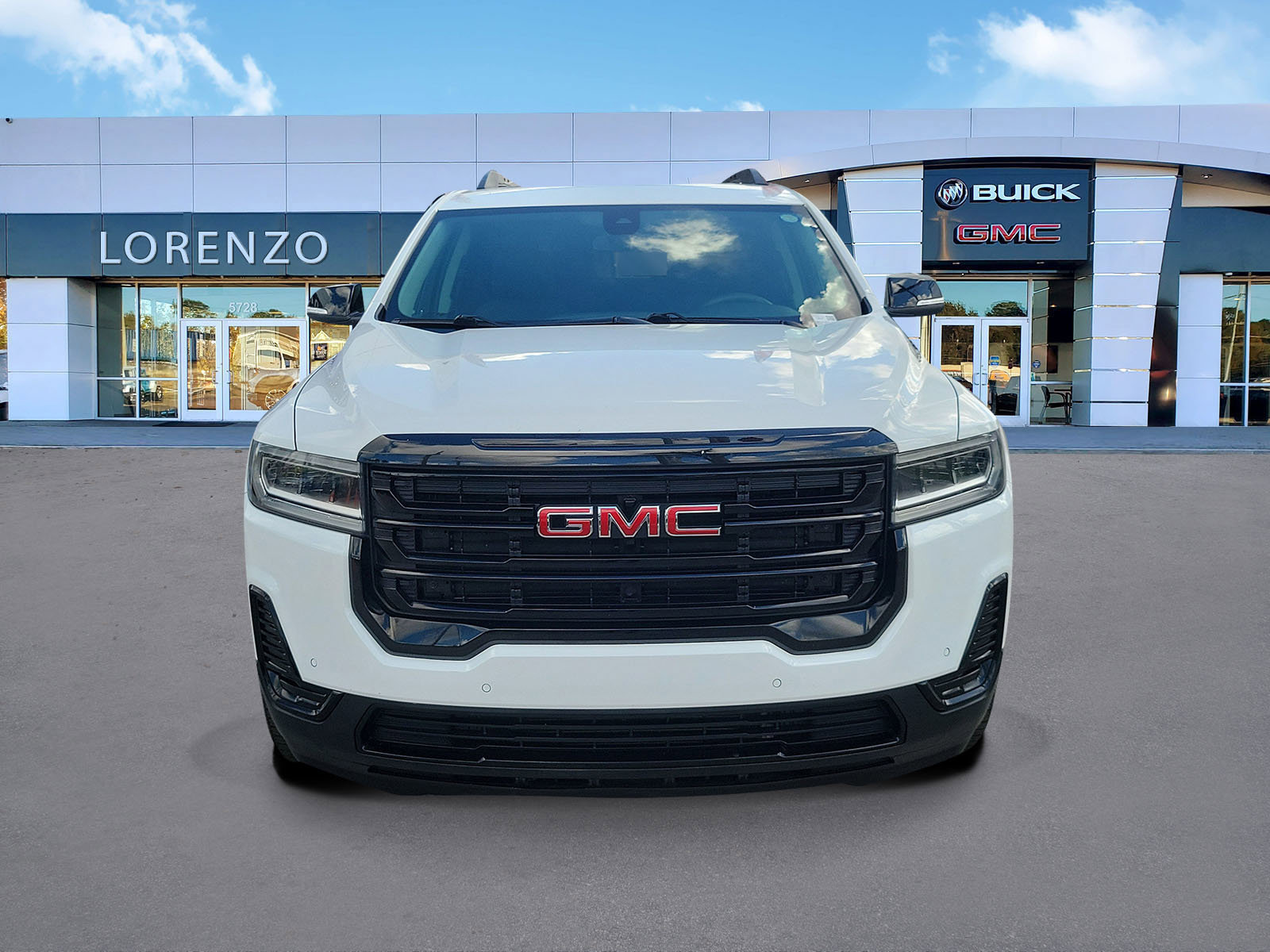 Used 2021 GMC Acadia SLE w/ Driver Convenience Package image 2