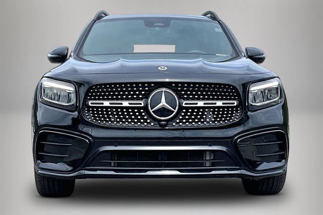 Used 2024 Mercedes-Benz GLB 250 image 3
