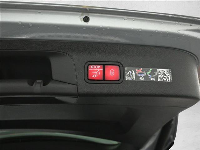 Certified 2026 Mercedes-Benz GLS 450 4MATIC image 26