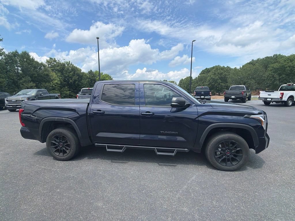 Used 2025 Toyota Tundra SR5 w/ SR5 Premium Package AWD/4WD image 7