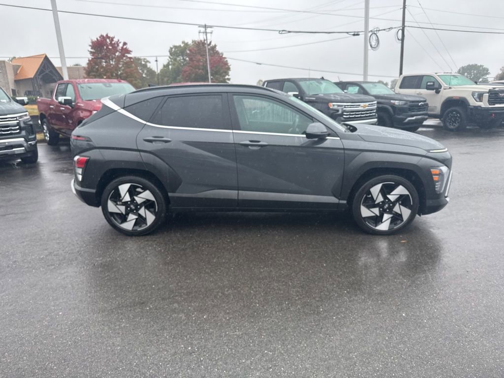 Used 2024 Hyundai Kona Limited image 6