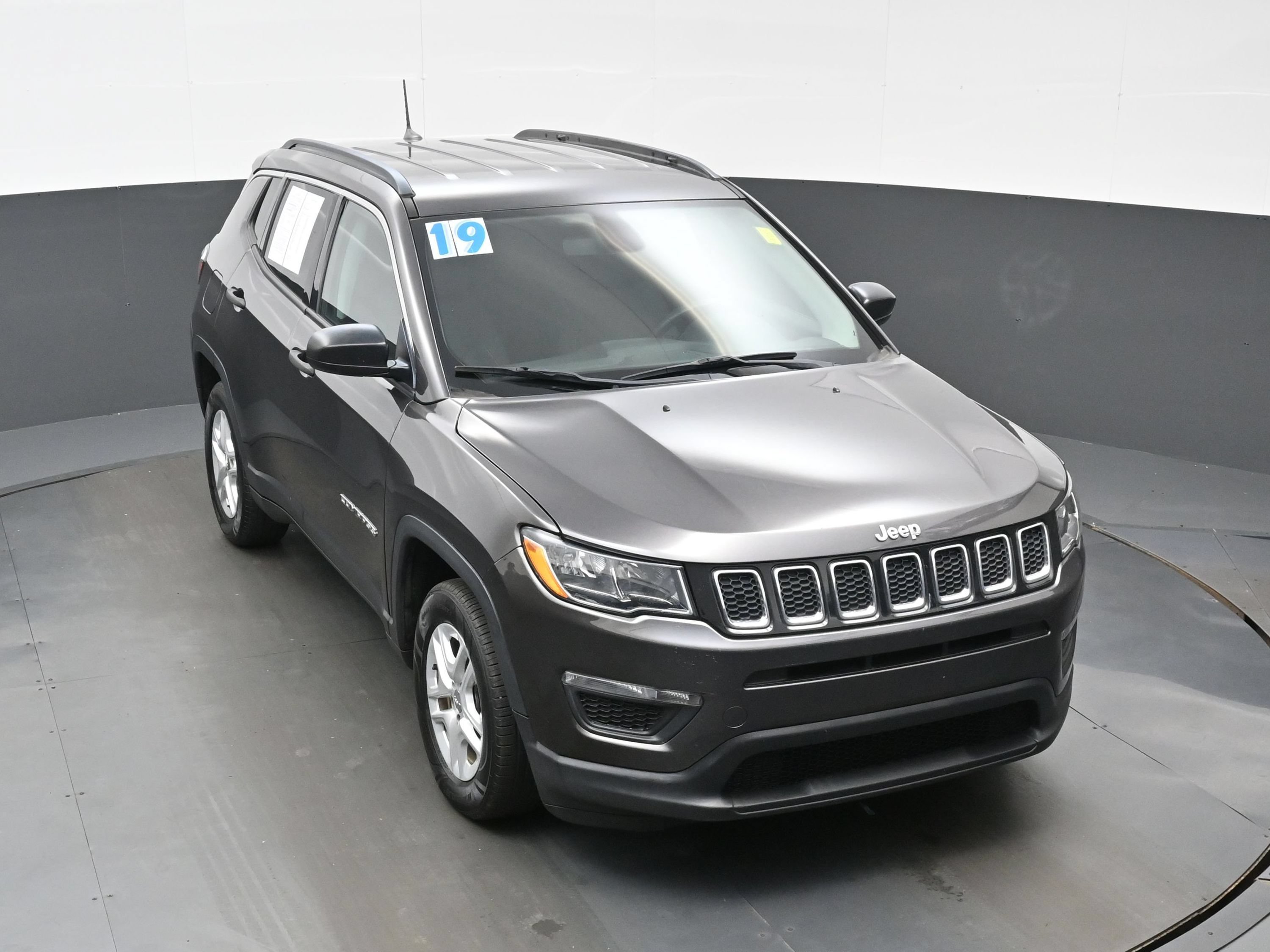 Used 2019 Jeep Compass Sport FWD image 37