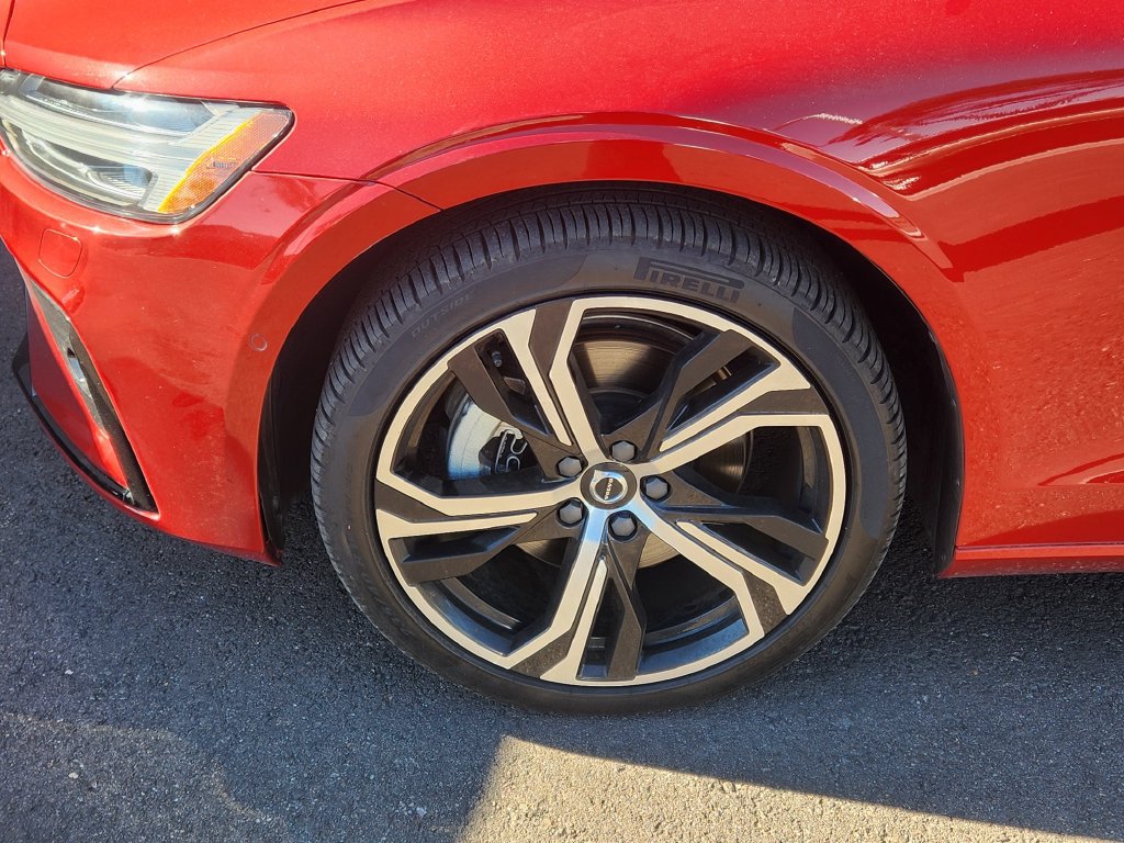 Used 2024 Volvo S60 B5 Plus w/ Climate Package AWD/4WD image 6