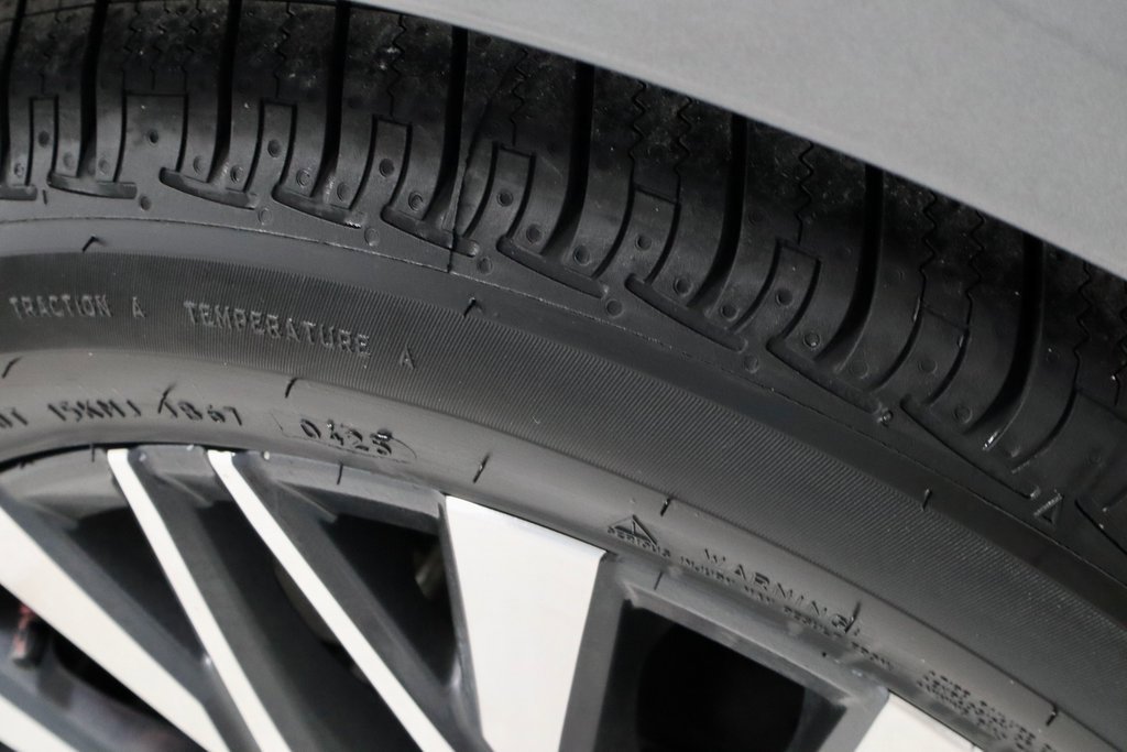 Certified 2024 Nissan Altima 2.5 SV image 19