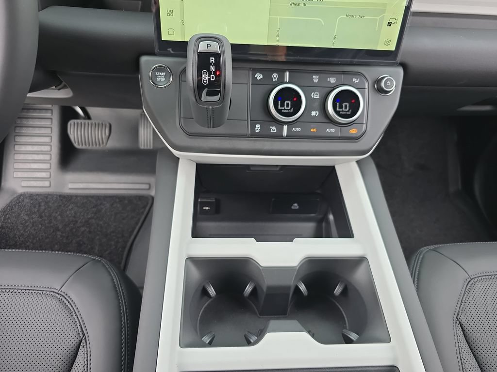 New 2026 Land Rover Defender 110 S AWD/4WD image 25