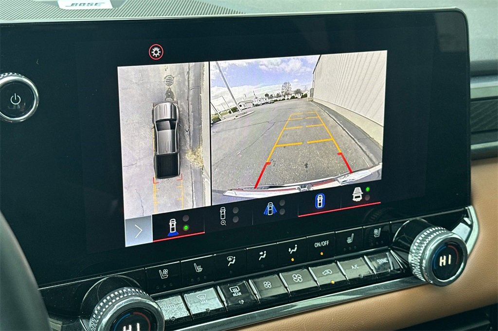 Used 2024 GMC Canyon AT4 w/ AT4 Premium Package image 21